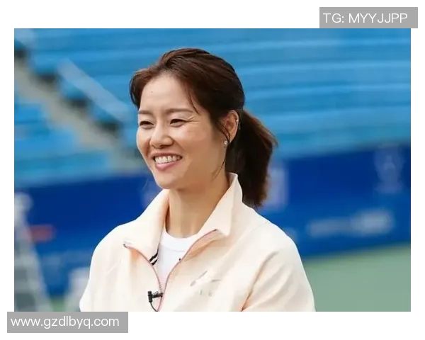 对话李娜:回顾她的足球生涯与心路历程的深度访谈 对话李娜:回顾她的足球生涯与心路历程的深度访谈