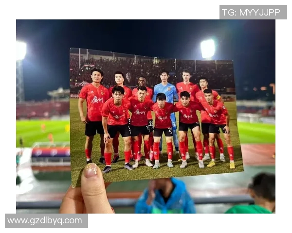 广州足球队防守反击策略分析及其成败得失探讨