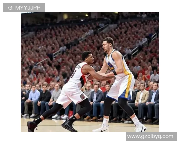 2017年4月20日勇士与开拓者激战成名的季后赛经典对决回顾