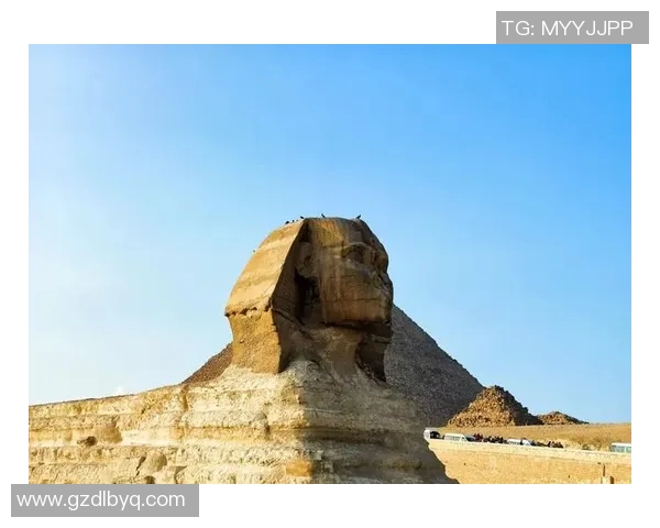 探秘坦塔与金字塔的历史渊源与文化价值之比较分析