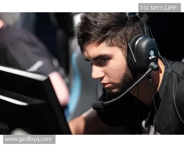 梅尔加与帕尔梅拉激战正酣谁能在这场较量中笑到最后 梅尔加与帕尔梅拉激战正酣谁能在这场较量中笑到最后