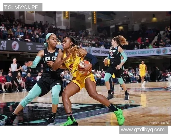 风暴与自由人精彩对决视频回顾赛场上的激情与策略碰撞 风暴与自由人精彩对决视频回顾赛场上的激情与策略碰撞