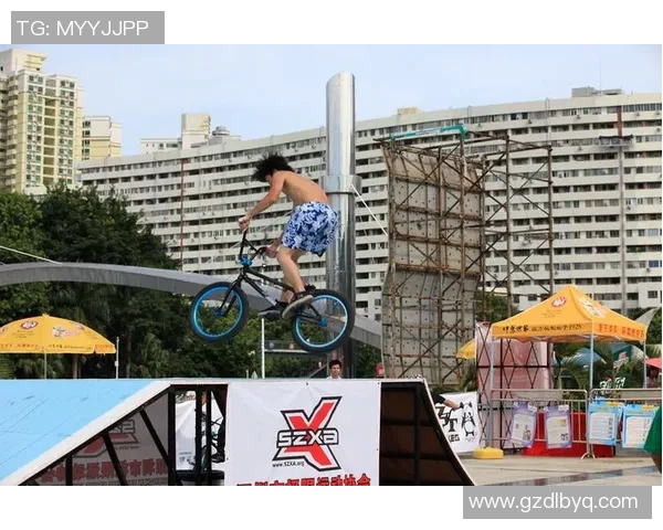 深圳极限运动队勇闯马拉松大满贯的逆袭之旅与奋斗故事