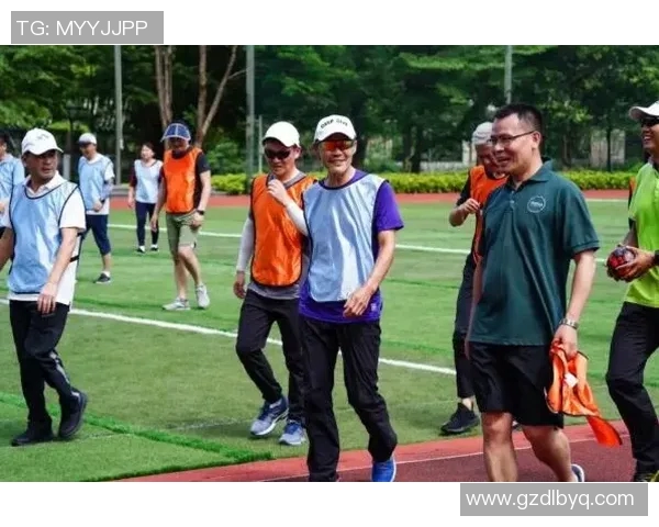 极限运动的魅力与挑战：深入探讨广州极限运动队的团队合作与包夹策略